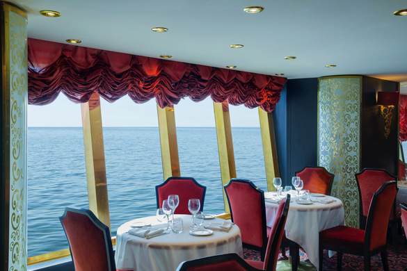 MSC Cruises MSC Divina Villa Rossa - Credit - MSC Rights - Ivan Sarfatti 3.jpg